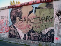 В Берлине отмечают 25-летия падения стены